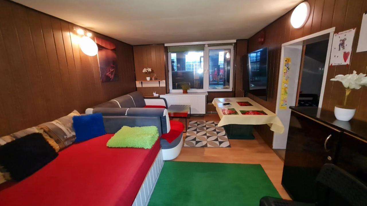 Apartament Park Slaski คาโตวีตเซ ภายนอก รูปภาพ