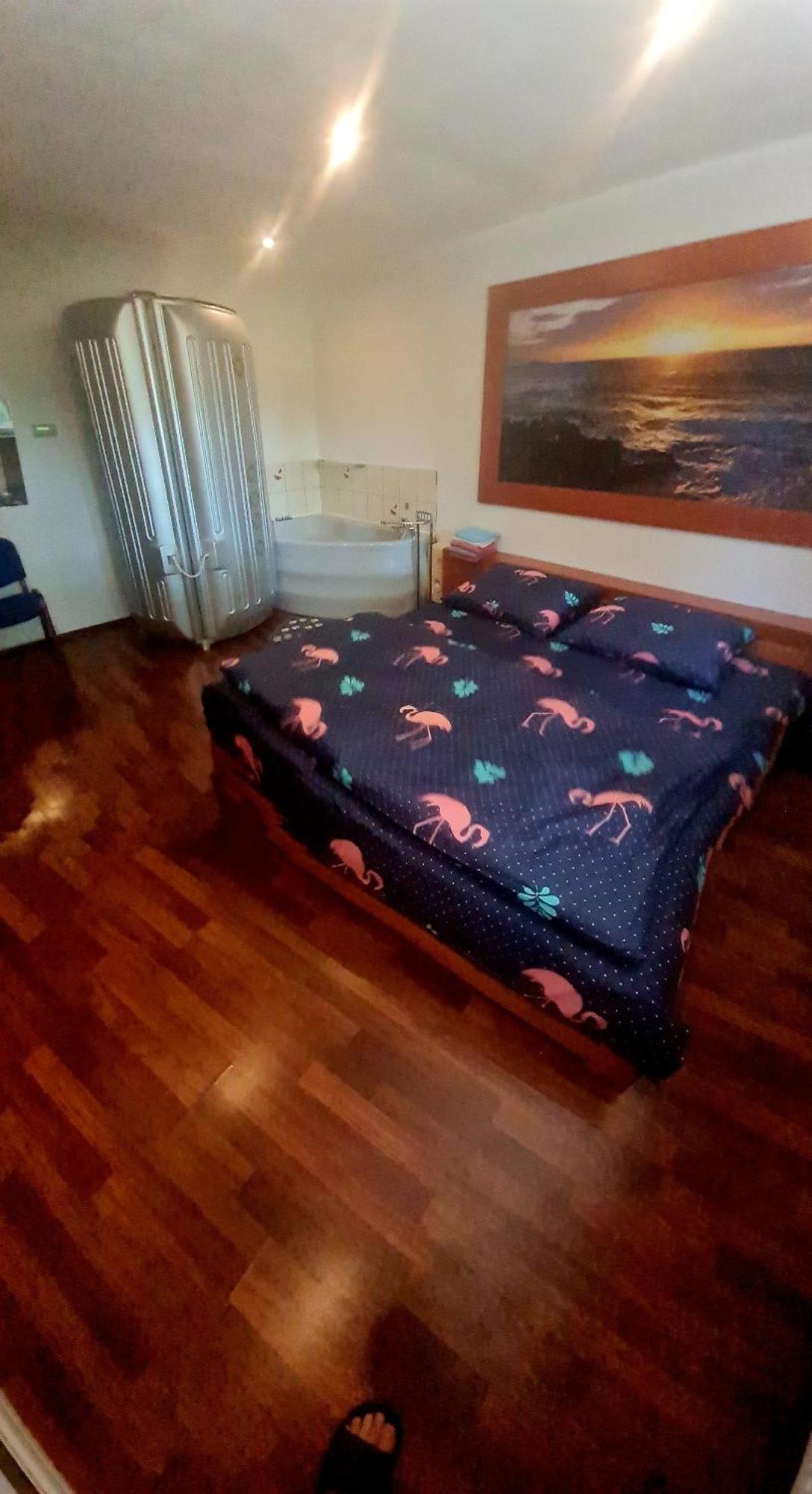 Apartament Park Slaski คาโตวีตเซ ภายนอก รูปภาพ